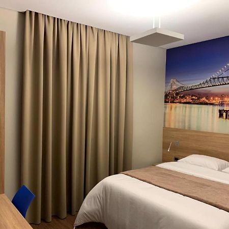 Hotelog Campina Grande do Sul Dış mekan fotoğraf