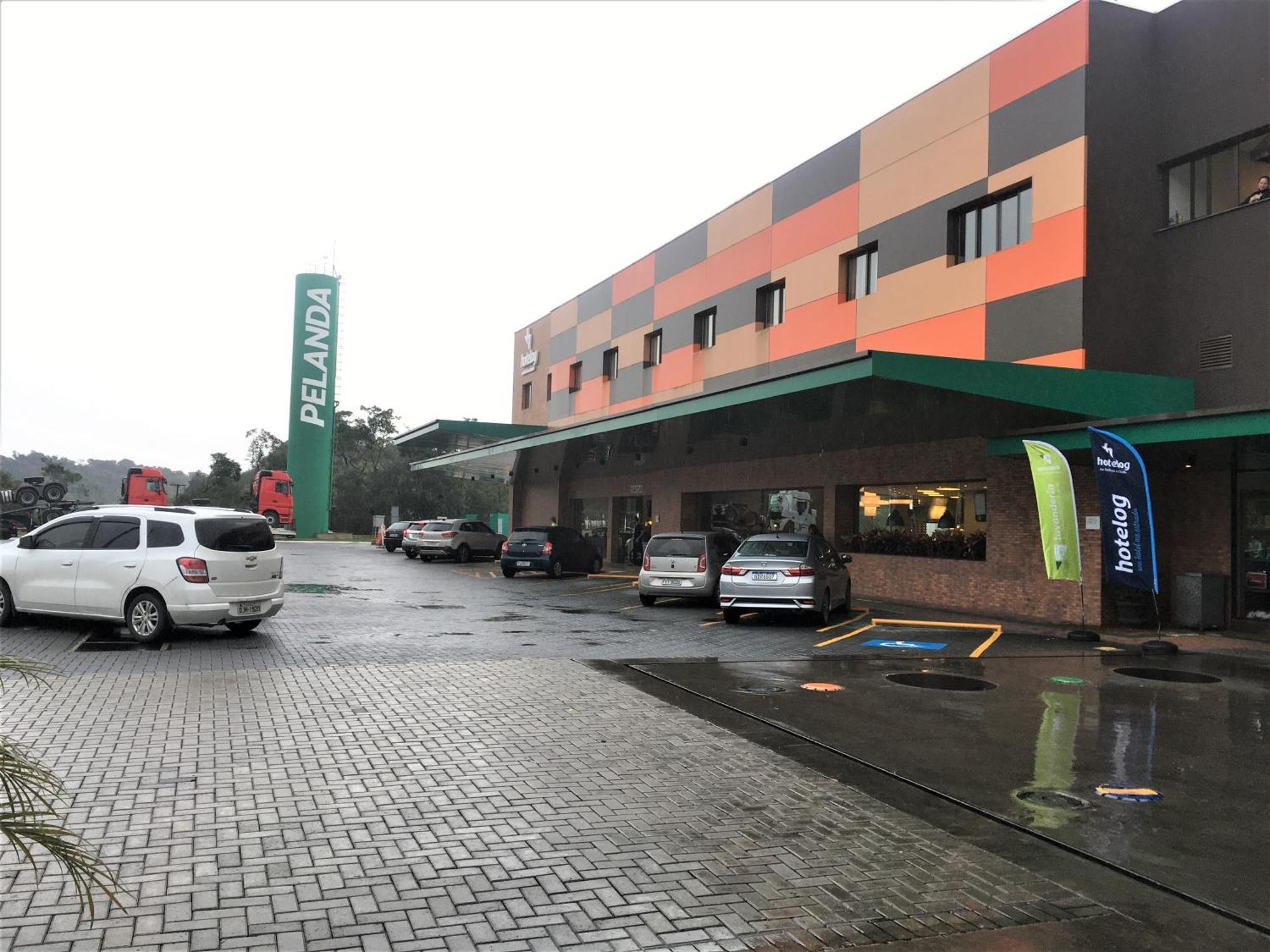 Hotelog Campina Grande do Sul Dış mekan fotoğraf